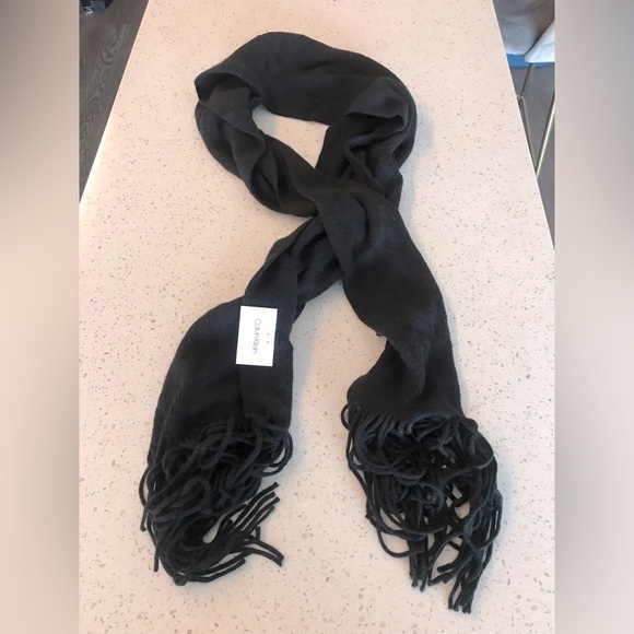 Calvin Klein black scarf NWT - Picture 1 of 4